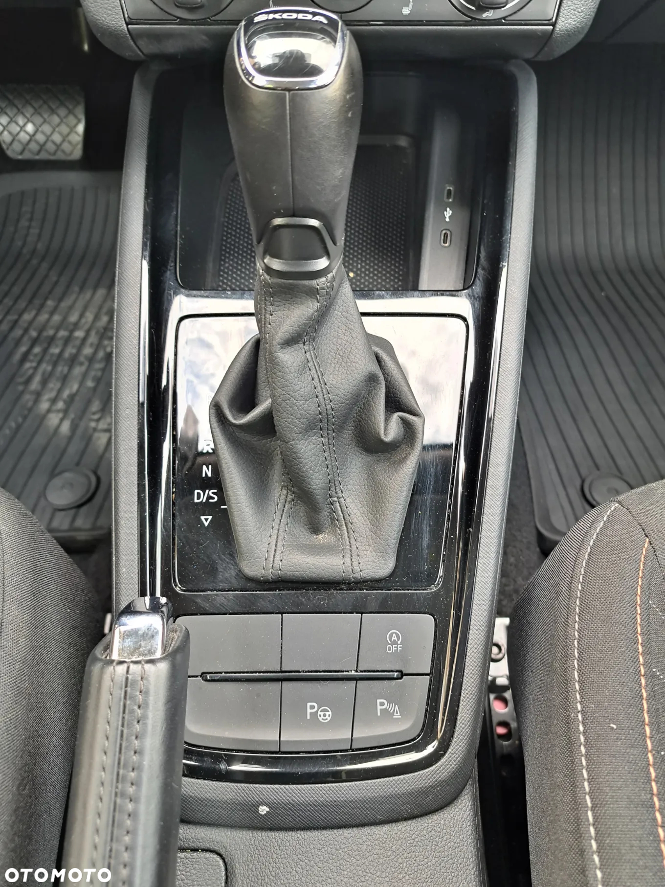 Skoda Kamiq 1.0 TSI DSG Ambition - 11