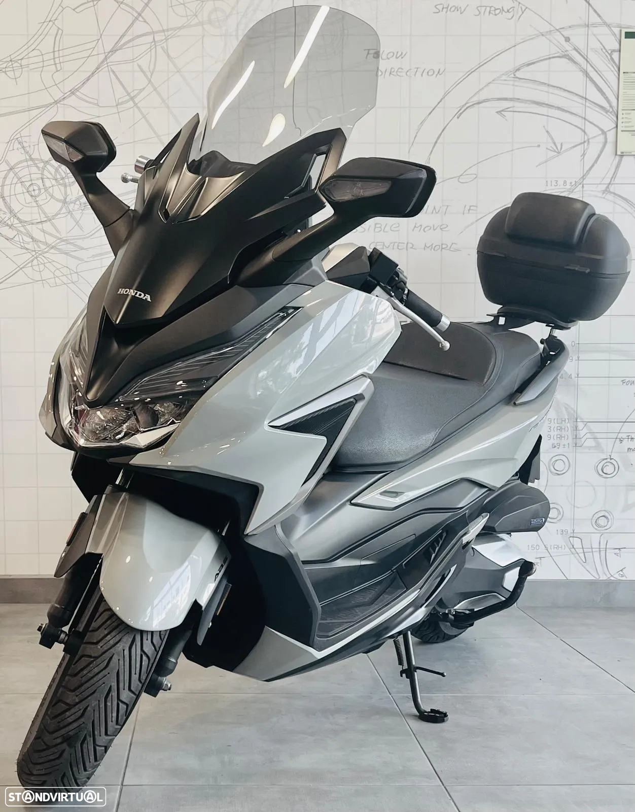 Honda Forza - 6