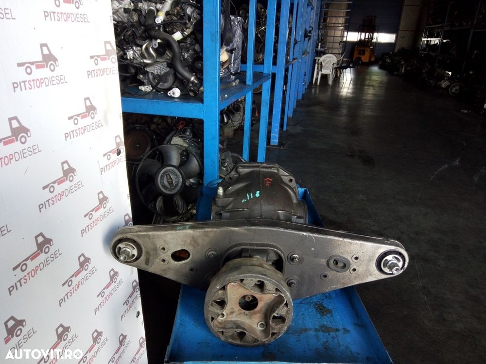 Diferential spate MERCEDES E class W211 cod A2303511808 R2.47 2002 2003 2004 2005 2006 2007 2008 2009 - 2