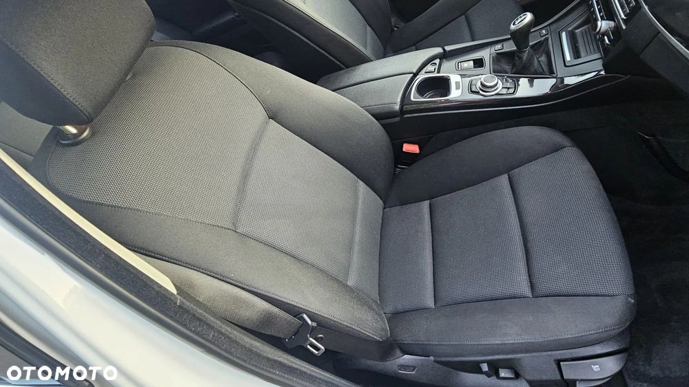 BMW Seria 5 520d - 20