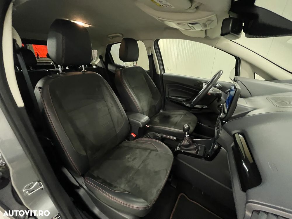 Ford EcoSport 1.0 EcoBoost ST-Line - 11