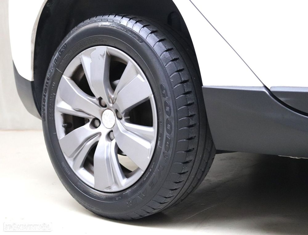 Peugeot 2008 1.2 PureTech Style - 30