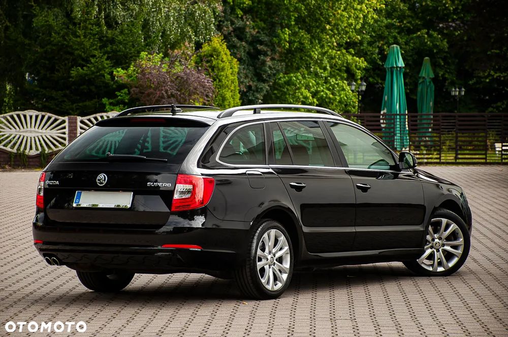 Skoda Superb 2.0 TDI Green tec DSG Elegance - 19