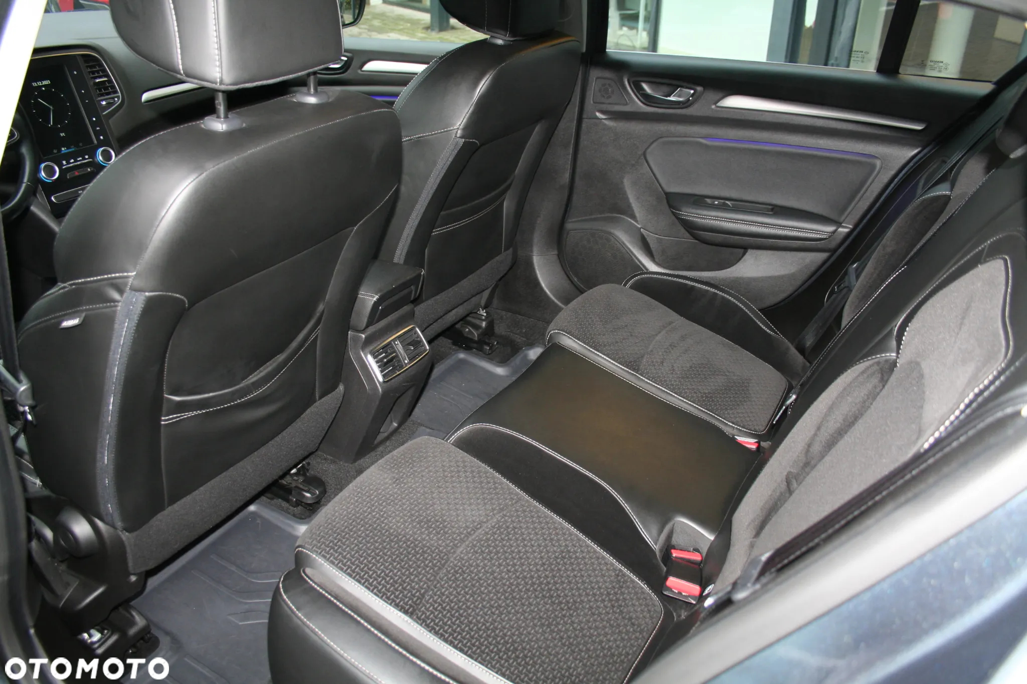 Renault Megane 1.2 Energy TCe Intens EDC - 11