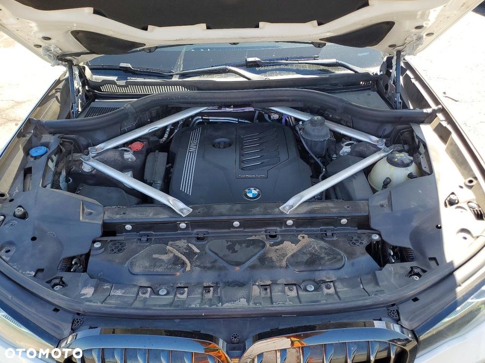 BMW X7 xDrive40i - 13