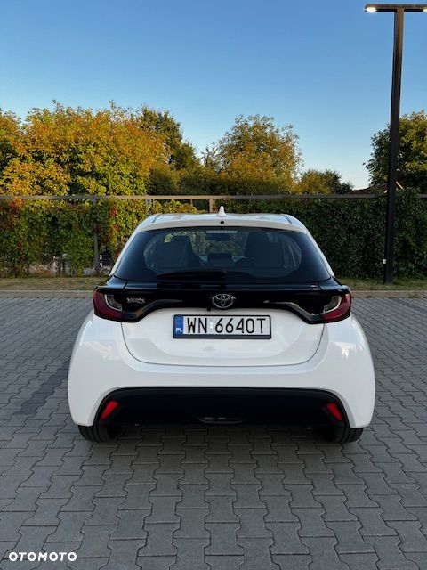 Toyota Yaris - 17