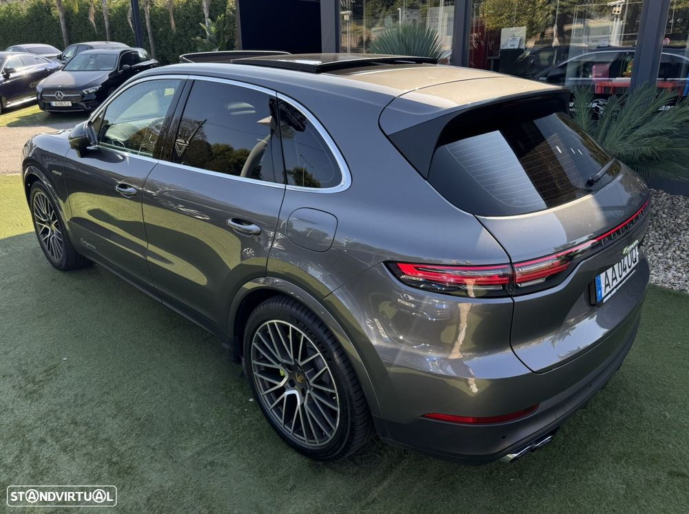 Porsche Cayenne E-Hybrid - 17