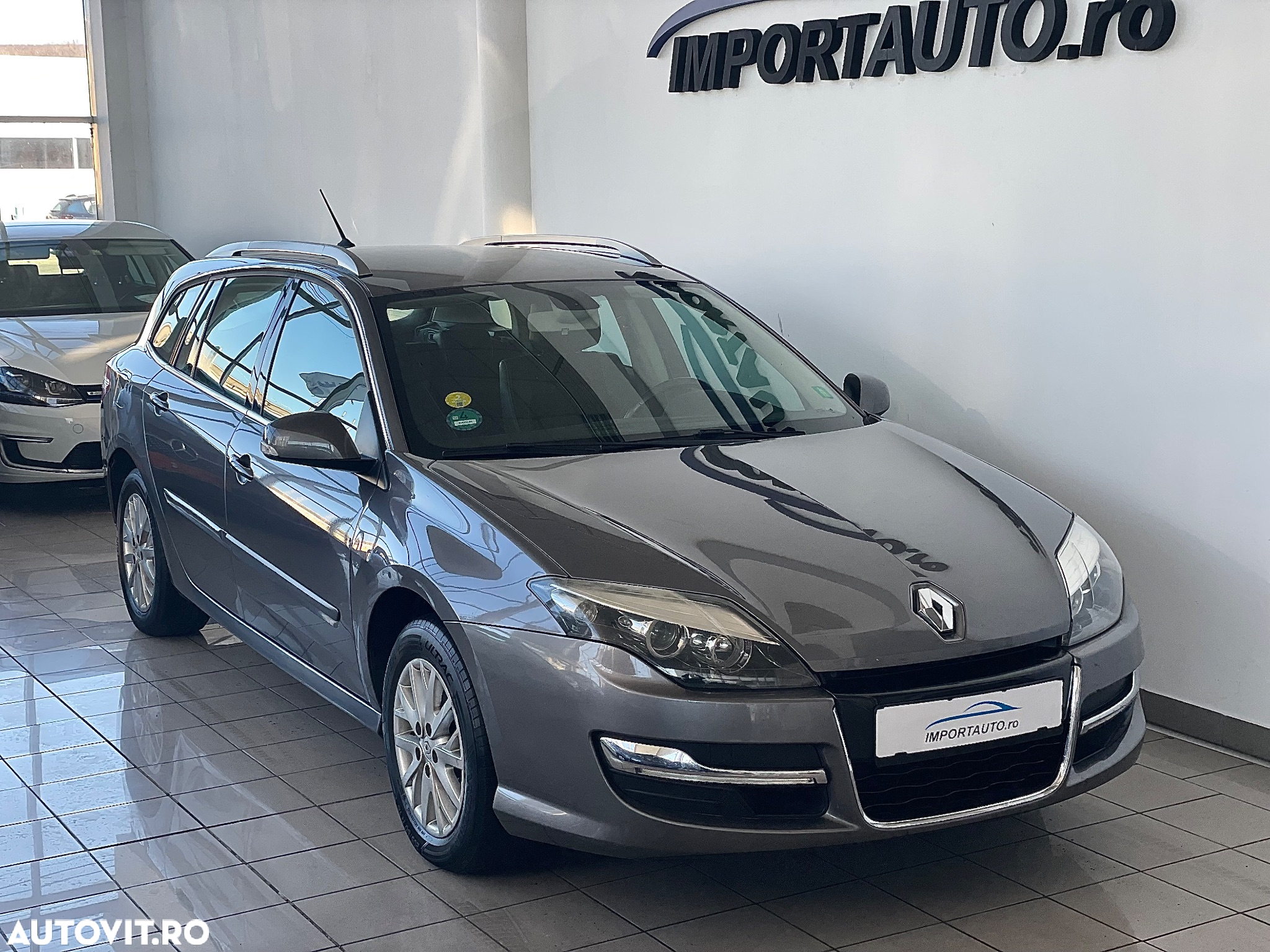 Renault Laguna dCi 110 FAP Emotion - 31