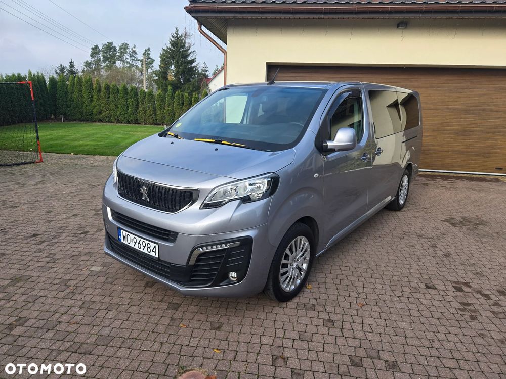 Peugeot Traveller