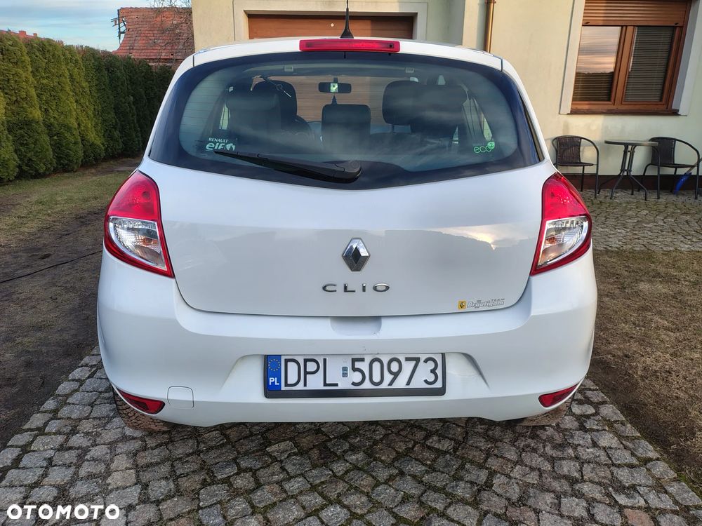 Renault Clio 1.2 16V 75 Expression - 5