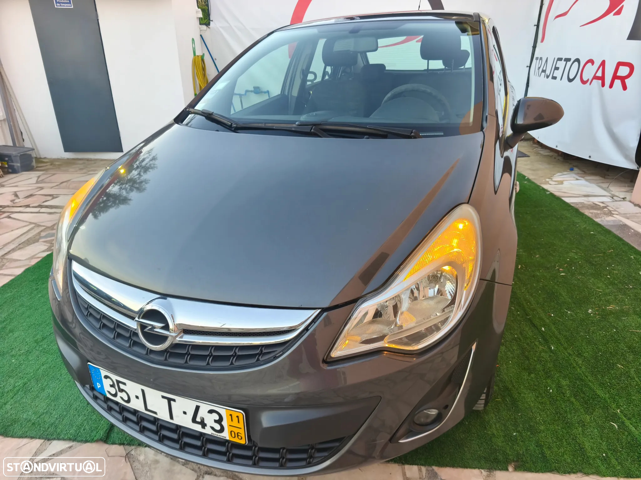 Opel Corsa 1.2 Enjoy - 32