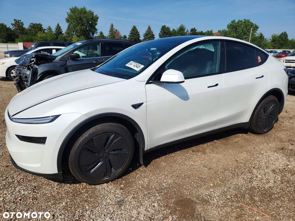 Tesla Model Y Premium Long Range Dual Motor AWD