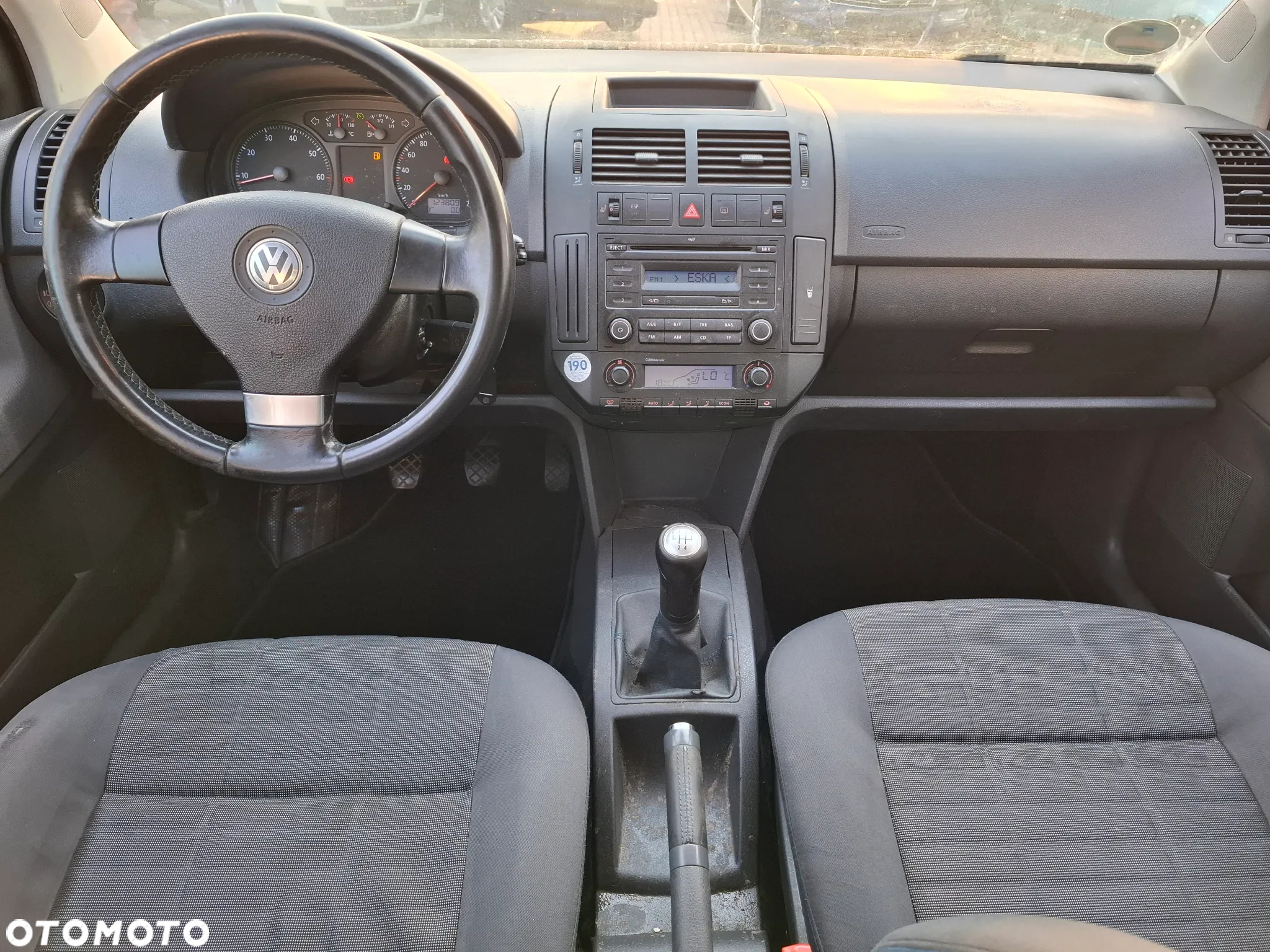 Volkswagen Polo 1.4 Goal - 27
