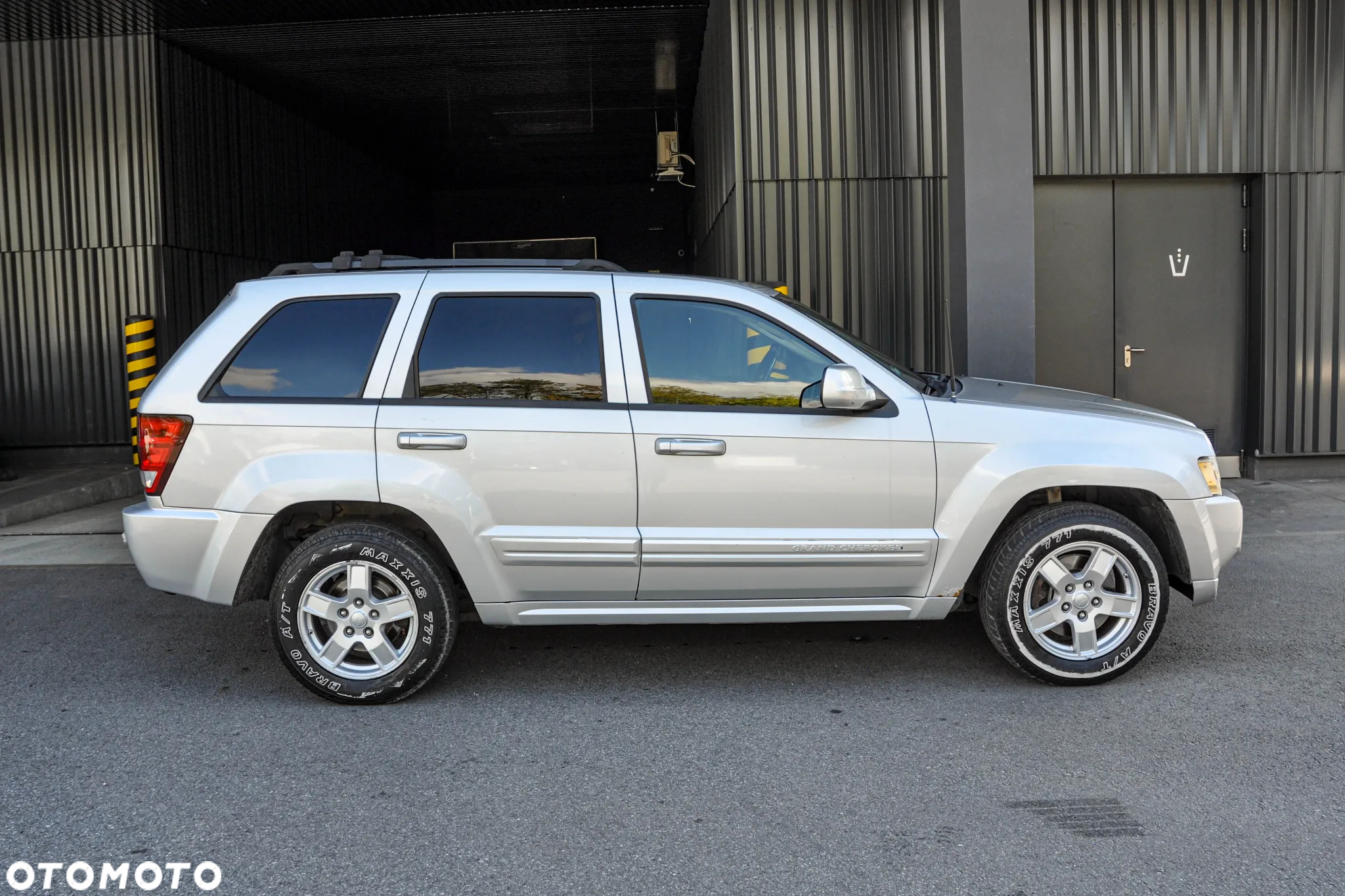 Jeep Grand Cherokee 3.7 4x2 Laredo - 5