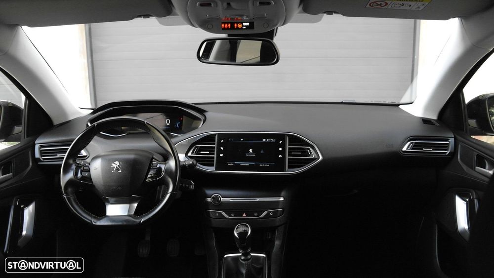 Peugeot 308 1.2 PureTech Style - 33