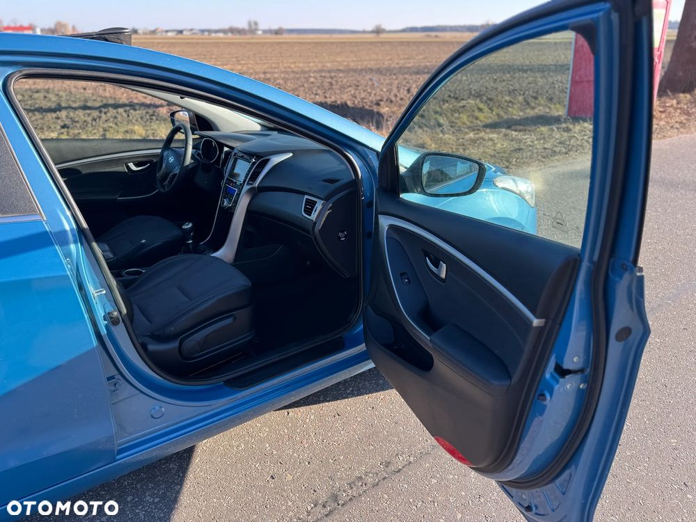 Hyundai i30 1.6 CRDi Premium - 14