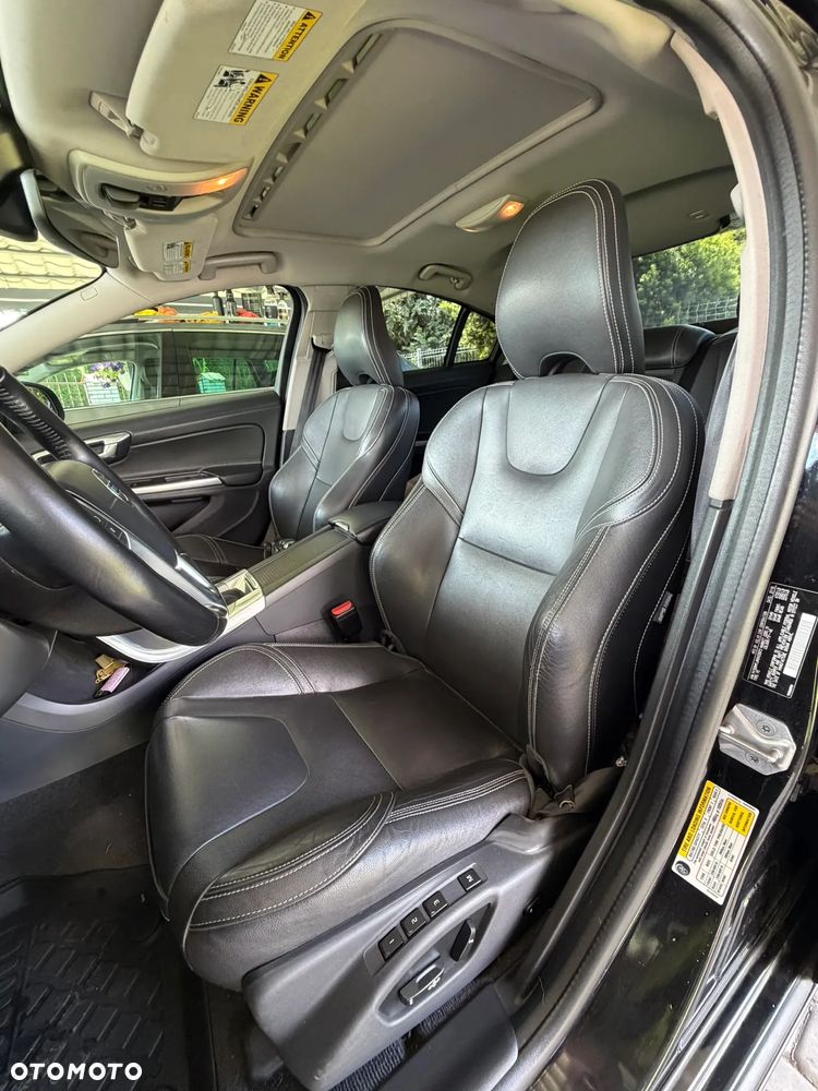 Volvo S60 T5 Drive-E Dynamic Edition (Momentum) - 20