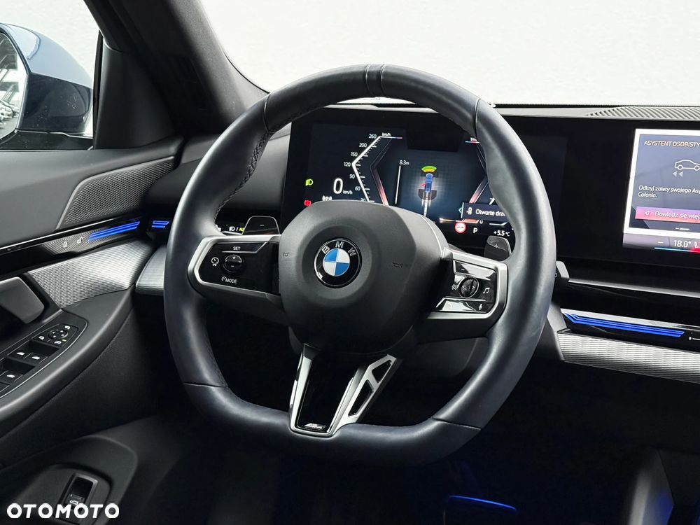 BMW Seria 5 520d xDrive - 18