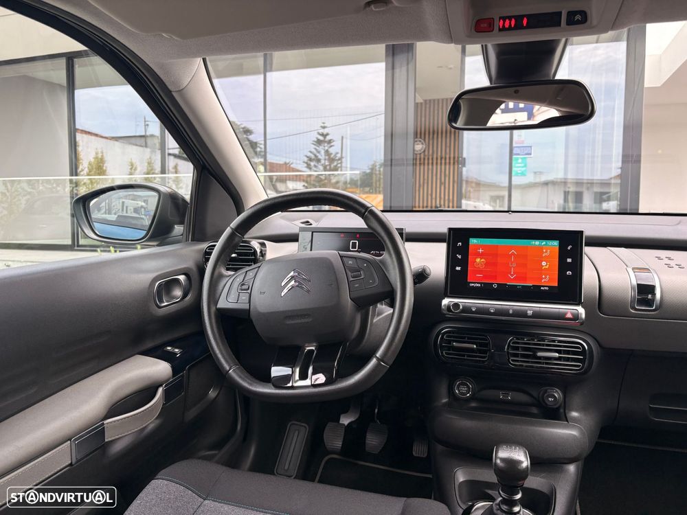 Citroën C4 Cactus 1.2 PureTech Shine - 37