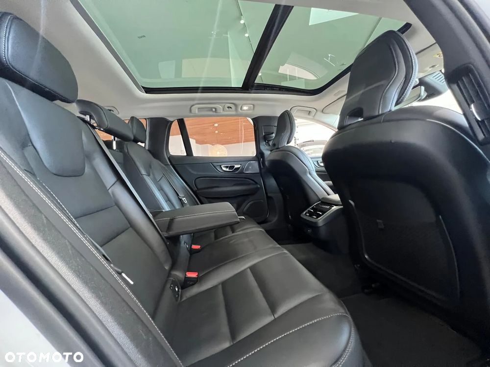 Volvo V60 - 23