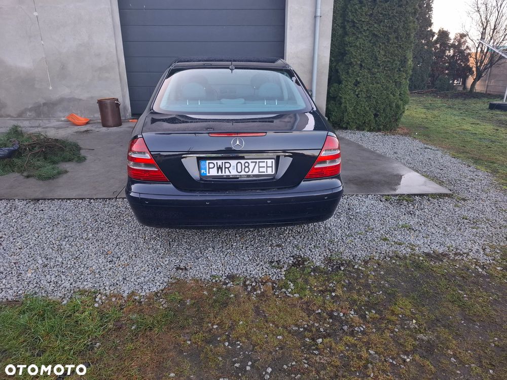 Mercedes-Benz Klasa E 220 CDI Automatik Classic - 4