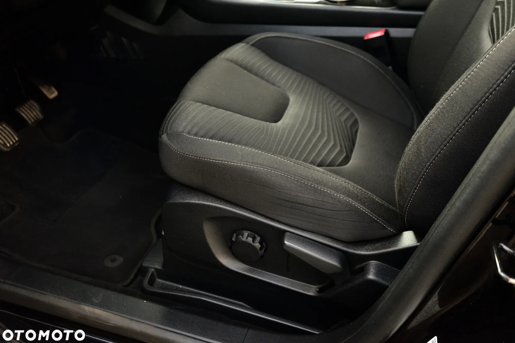 Ford S-Max 2.0 EcoBlue Titanium - 27