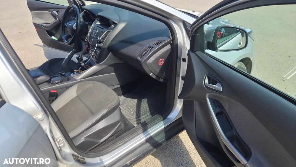 Ford Focus 1.6 TDCI DPF Trend - 9