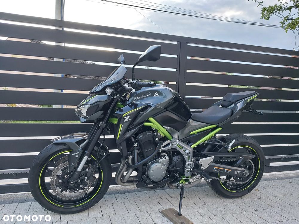 Kawasaki Z 900 - 5