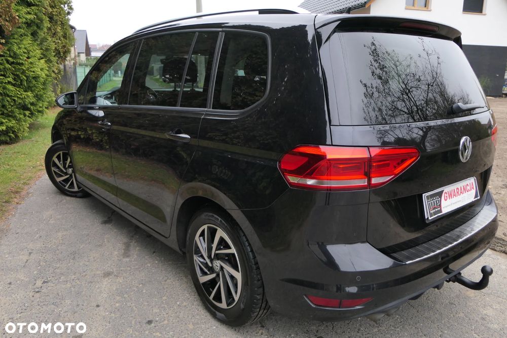 Volkswagen Touran 2.0 TDI SCR DSG Join - 9