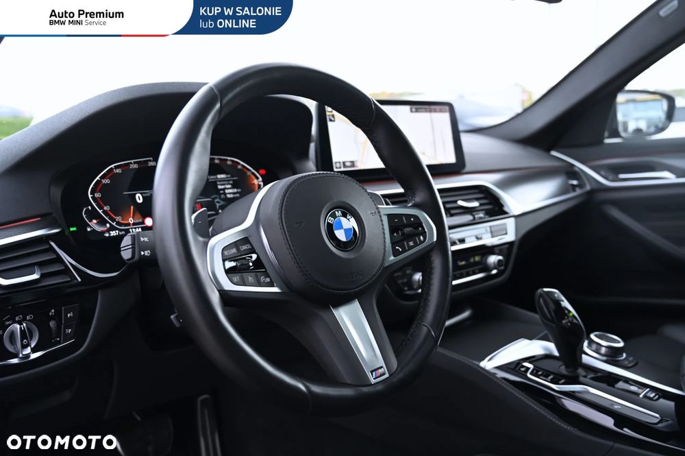 BMW Seria 5 540i xDrive mHEV M Sport sport - 9
