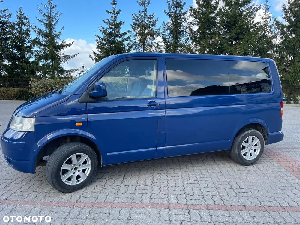 Volkswagen Transporter - 1