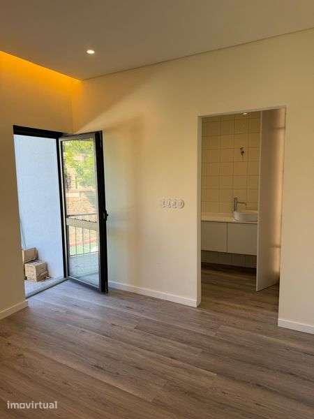 Apartamento T2 Renovado em Amarante - Grande imagem: 2/8