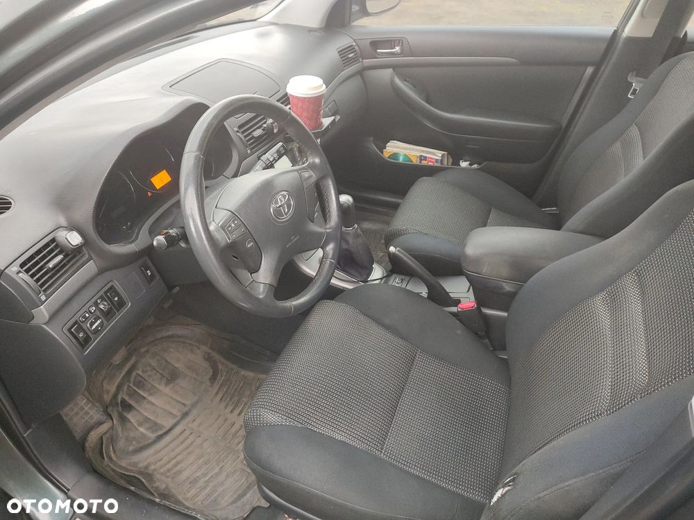 Toyota Avensis 2.0 VVT-i Sol plus Premium - 9