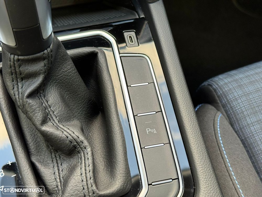 VW Passat 1.4 TSI GTE Plug-in - 55