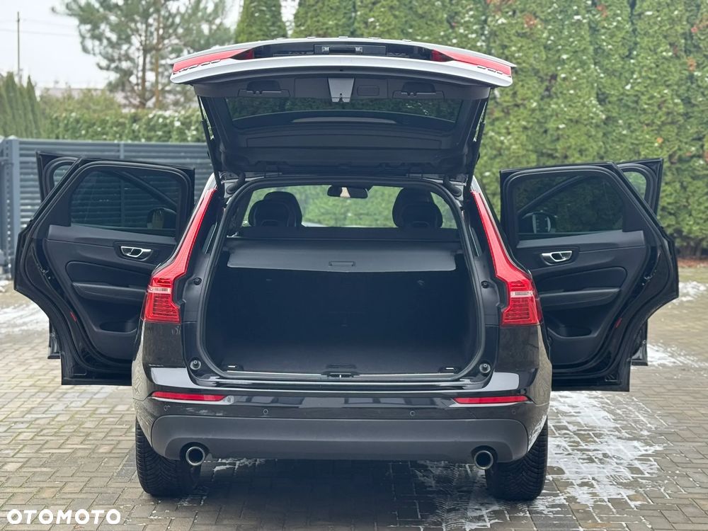 Volvo XC 60 D4 AWD Geartronic RDesign - 13