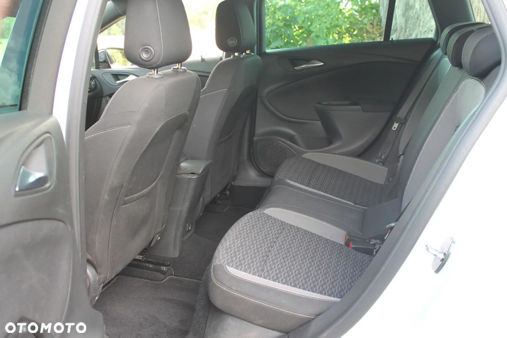 Opel Astra 1.2 Turbo Start/Stop GS Line - 27