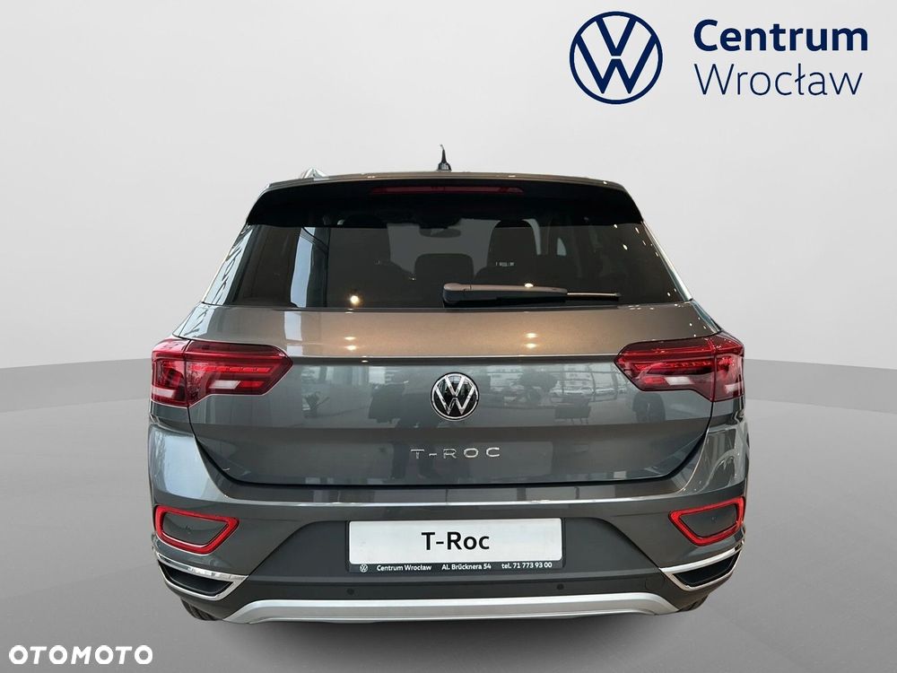 Volkswagen T-Roc - 8