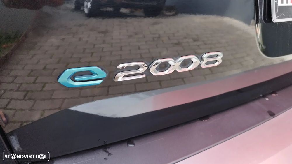 Peugeot e-2008 GT - 8