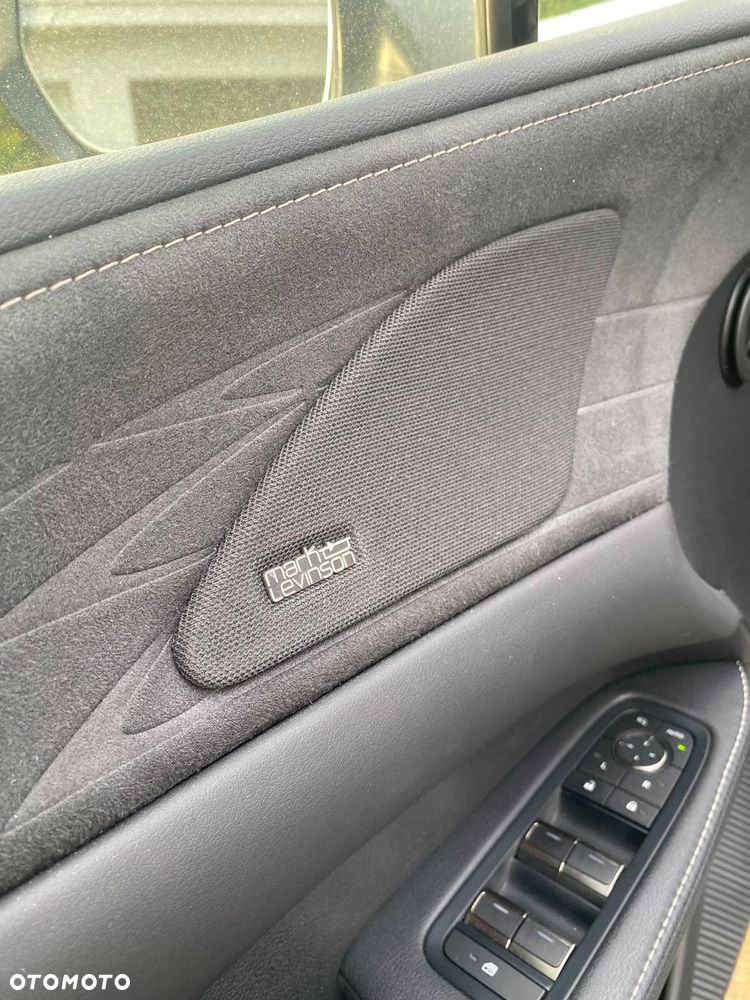 Lexus RX - 9