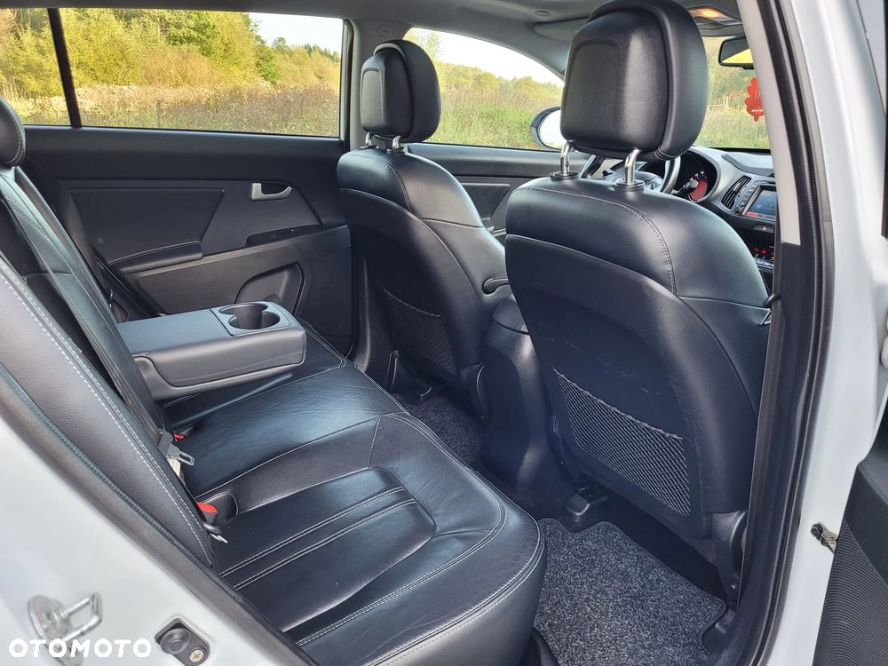 Kia Sportage 2.0 CRDI L AWD - 27