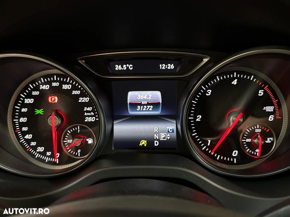 Mercedes-Benz GLA 200 d 4MATIC Aut. - 11