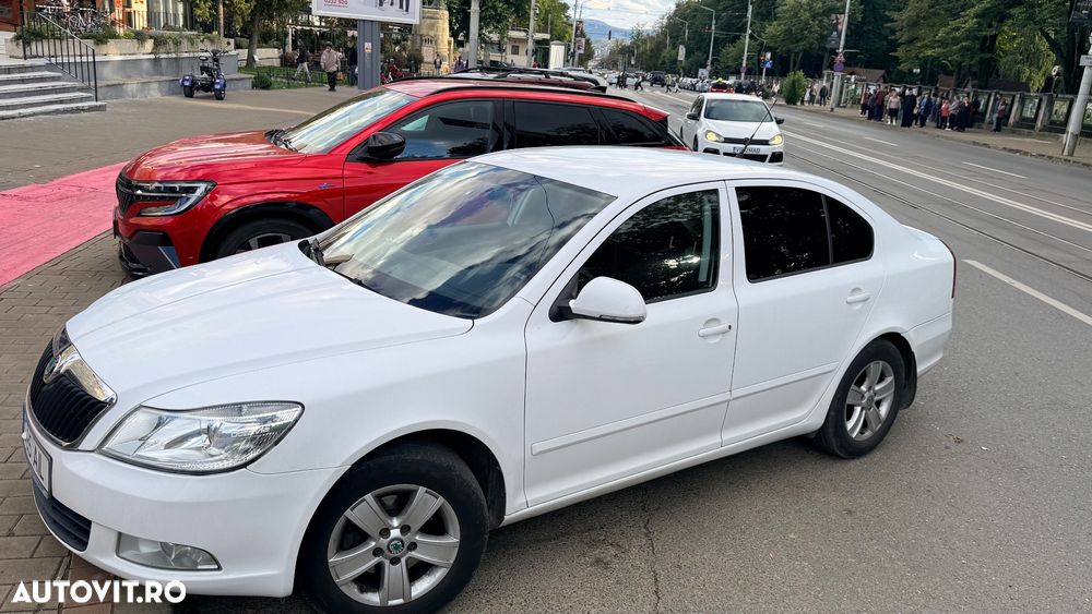 Skoda Octavia 1.6 TDI Ambiente - 3