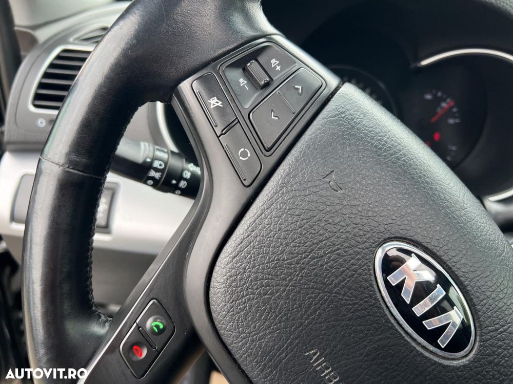 Kia Sorento 2.2 DSL 4x4 Executive - 23