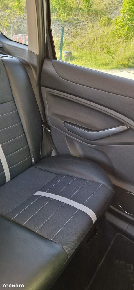 Ford Kuga 2.0 TDCi Titanium - 18