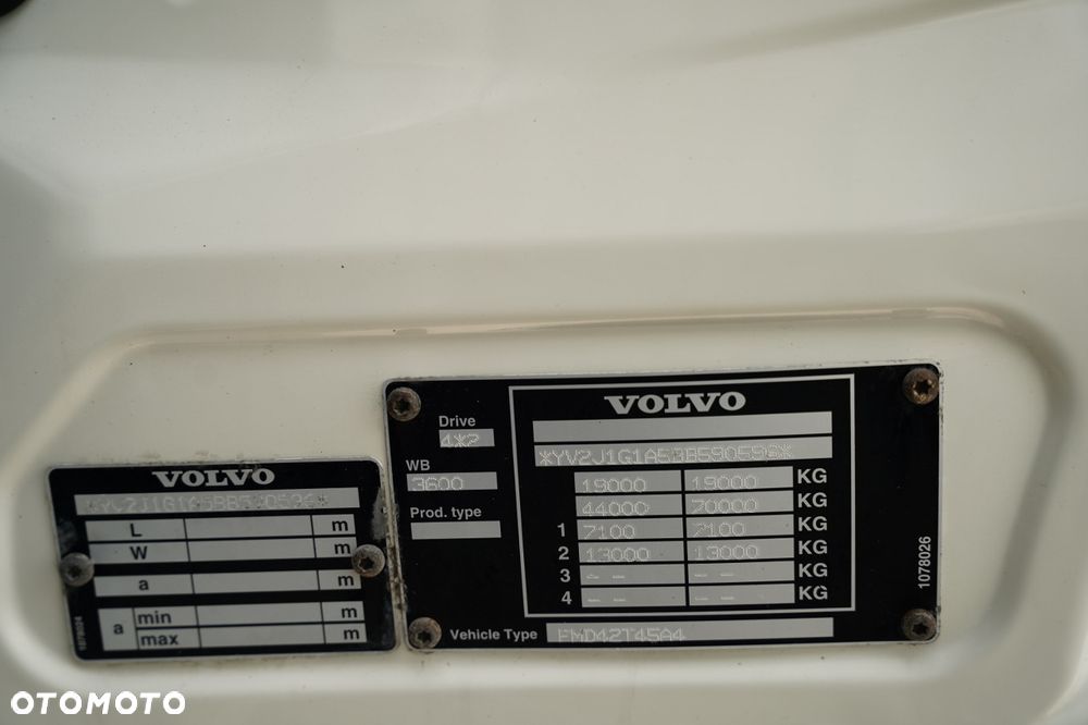 Volvo FM 450 / PEŁNY ADR / HYDRAULIKA / WAGA: 6 900KG / EURO 5 / - 38