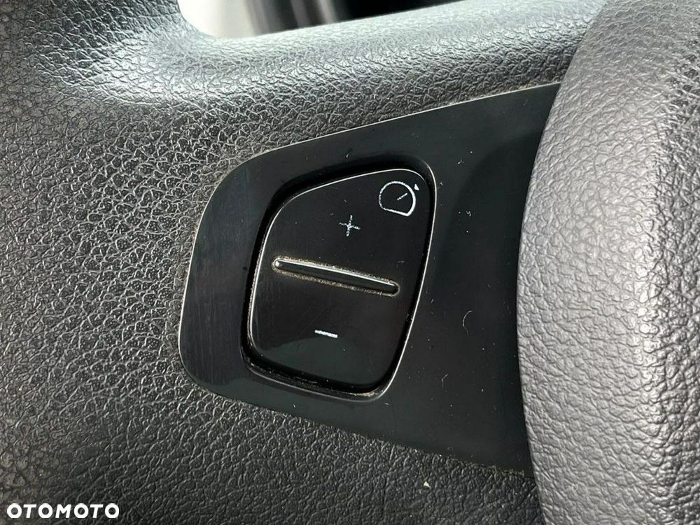 Renault Trafic - 26