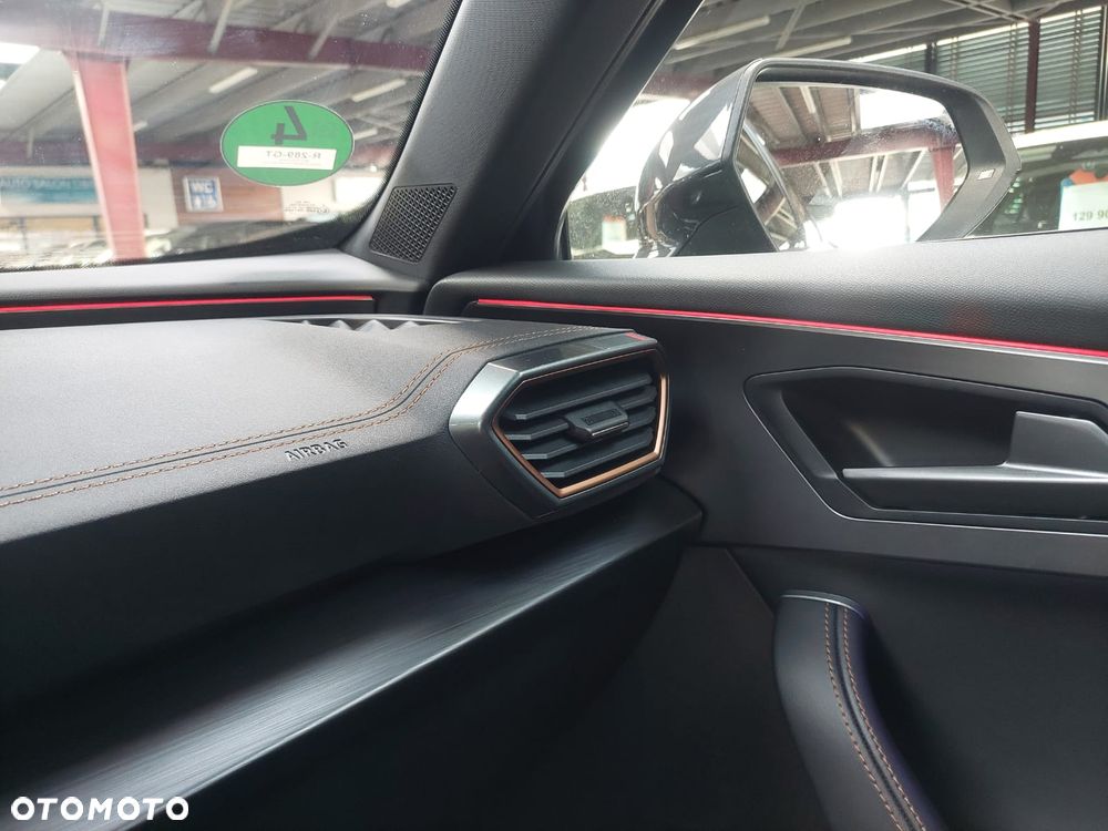 Cupra Formentor 1.5 TSI DSG - 32
