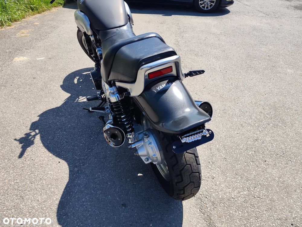 Yamaha Venture - 20
