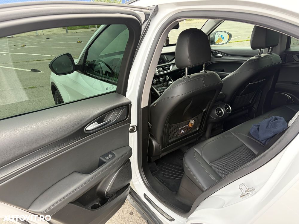 Alfa Romeo Stelvio 2.2 JTDM Super - 4