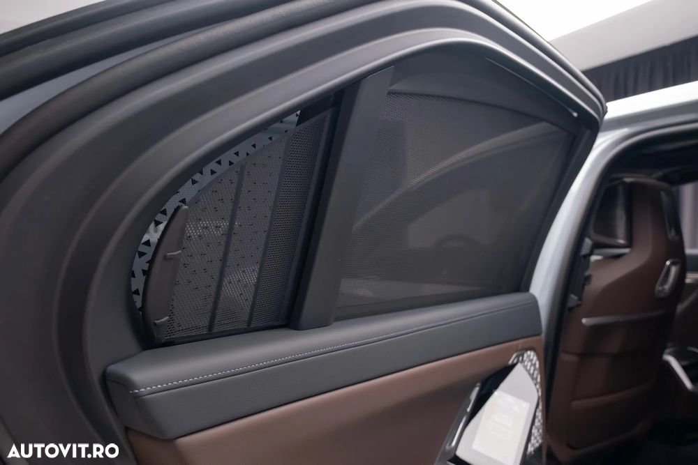 BMW Seria 7 - 29